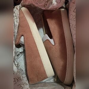 Birdies The Swift Carnation Corduroy Slip-On Sneakers 7 Pink